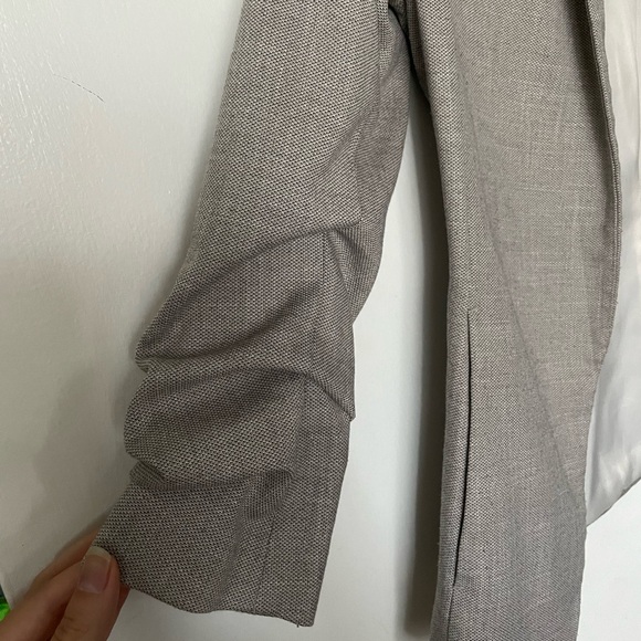 H&M 3/4 Sleeve Length Tapered Blazer Size XS - Picture 3 of 6
